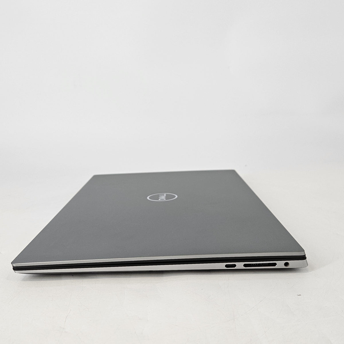 Dell Precision 5560 15.6 Gray 2.5 GHz Intel Core i7 11th Gen. 64GB RAM 2TB Solid State Drive NVIDIA RTX A2000 4 GB