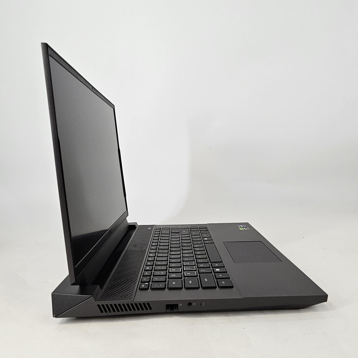 Dell G16 7630 Black 2.2 GHz Intel Core i9 13th Gen. 16GB RAM 1TB Solid State Drive NVIDIA GeForce RTX 4070 8 GB