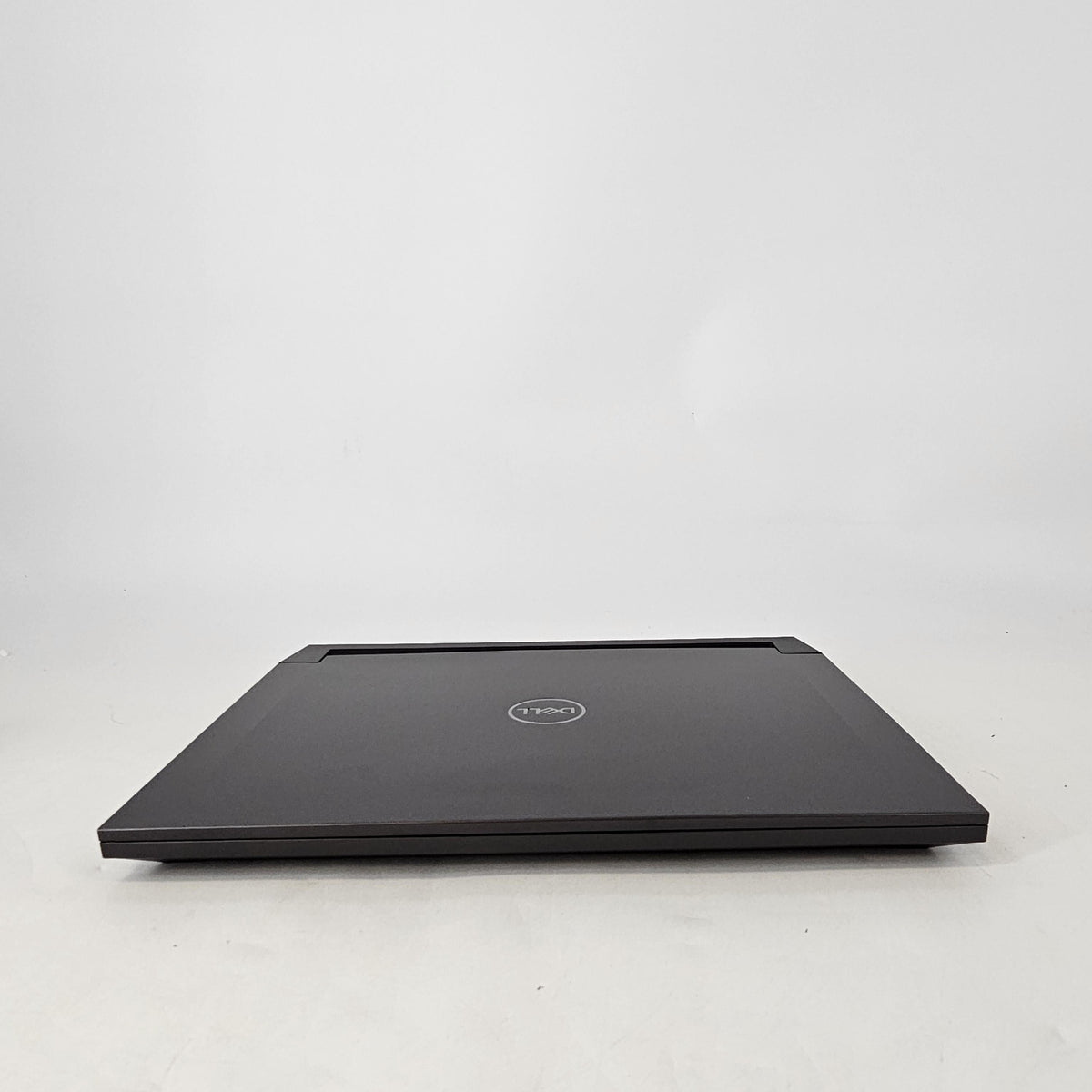 Dell G16 7630 Black 2.2 GHz Intel Core i9 13th Gen. 16GB RAM 1TB Solid State Drive NVIDIA GeForce RTX 4070 8 GB