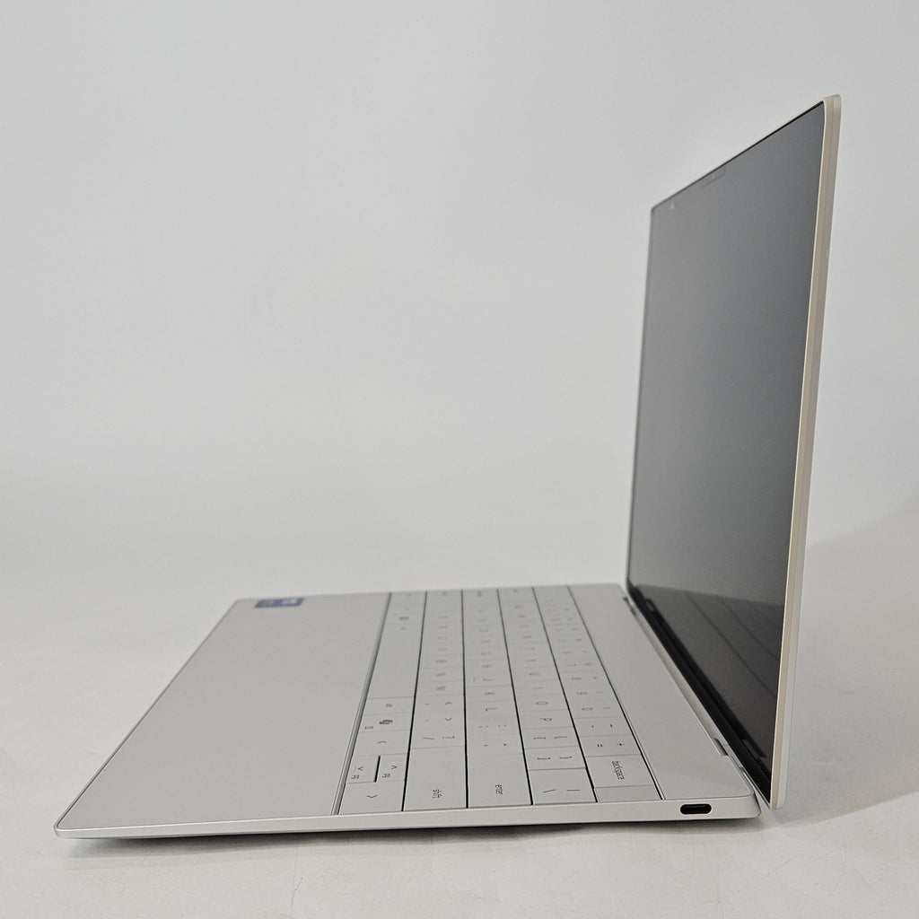 XPS 13 9350 Silver 2.2 GHz Intel Core Ultra 7 Series 2 32GB RAM 1TB Solid State Drive