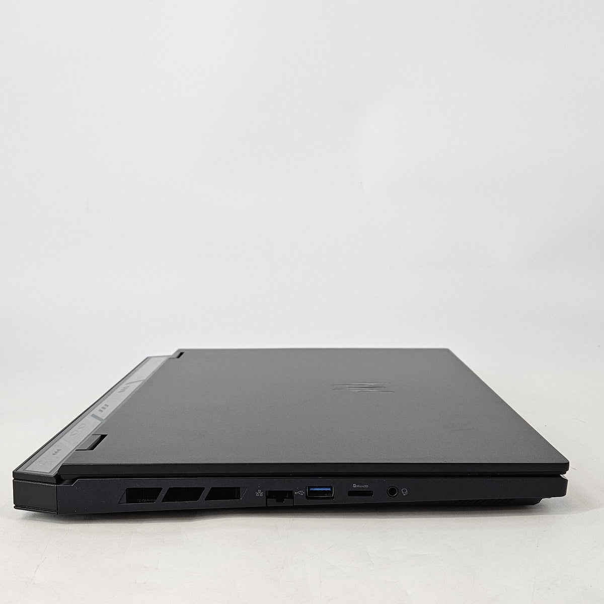 Acer Predator Helios Neo 16 16 Blue 2.2 GHz Intel Core i9 14th Gen. 32GB RAM 1TB Solid State Drive NVIDIA GeForce RTX 4060 8 GB