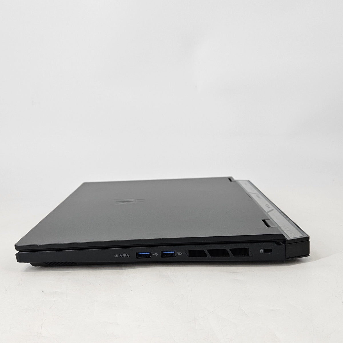 Acer Predator Helios Neo 16 16 Blue 2.2 GHz Intel Core i9 14th Gen. 32GB RAM 1TB Solid State Drive NVIDIA GeForce RTX 4060 8 GB