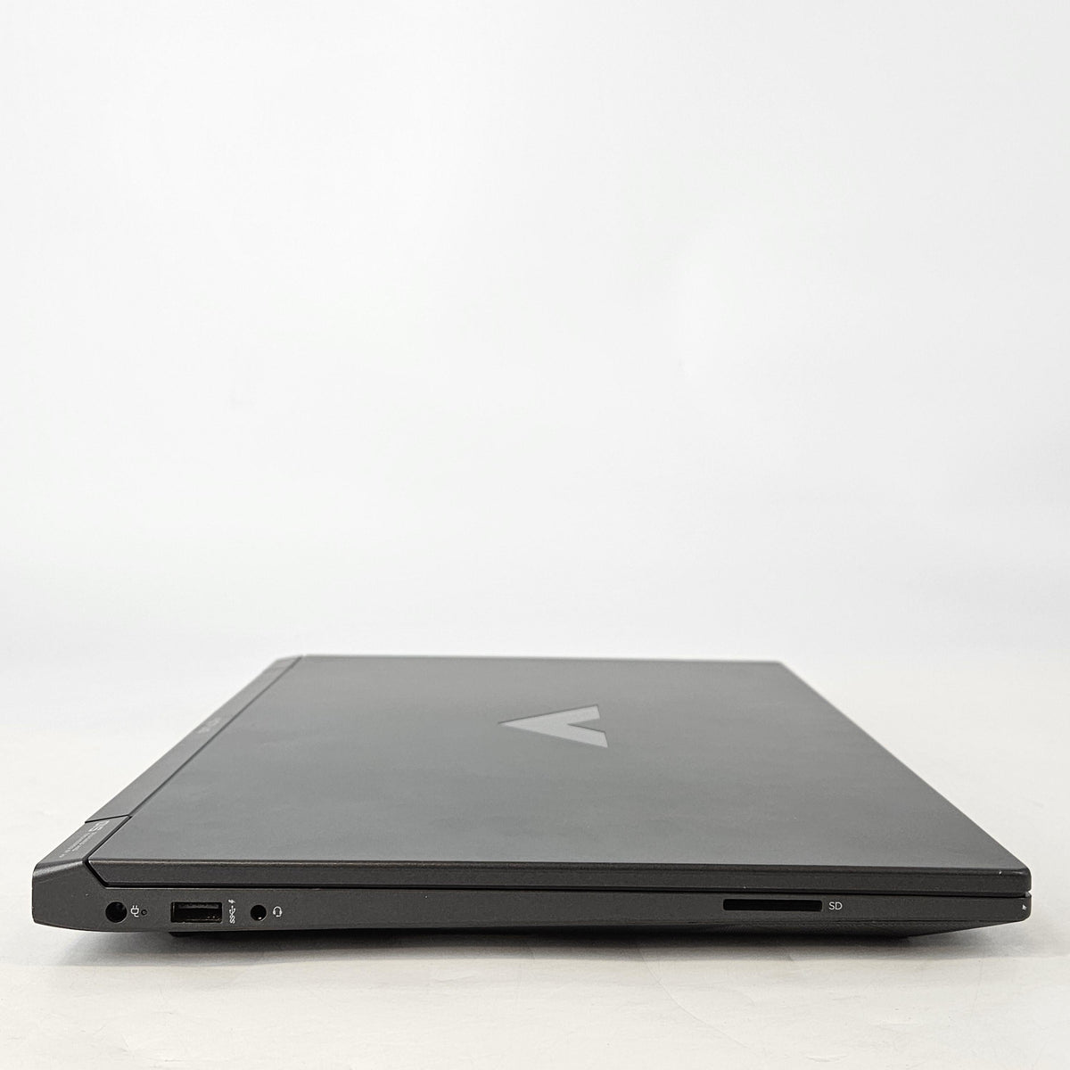 HP Victus 15.6 Black 3.3 GHz AMD Ryzen 5 7535HS 32GB RAM 512GB Solid State Drive AMD Radeon RX 6550M 4 GB