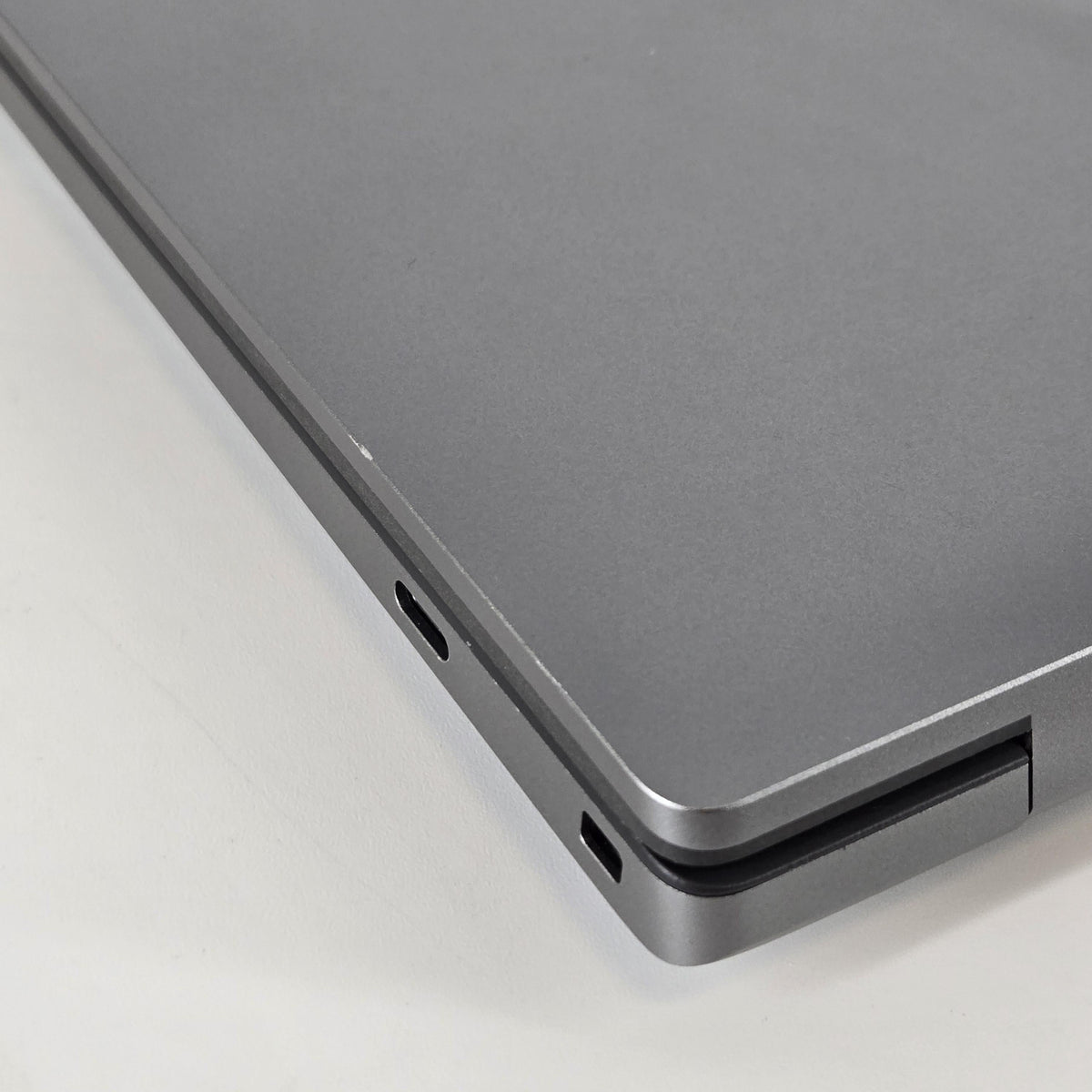 Dell Precision 5680 16 Gray 2.5 GHz Intel Core i7 13th Gen. 32GB RAM 1TB Solid State Drive NVIDIA RTX 3500 Ada 12 GB
