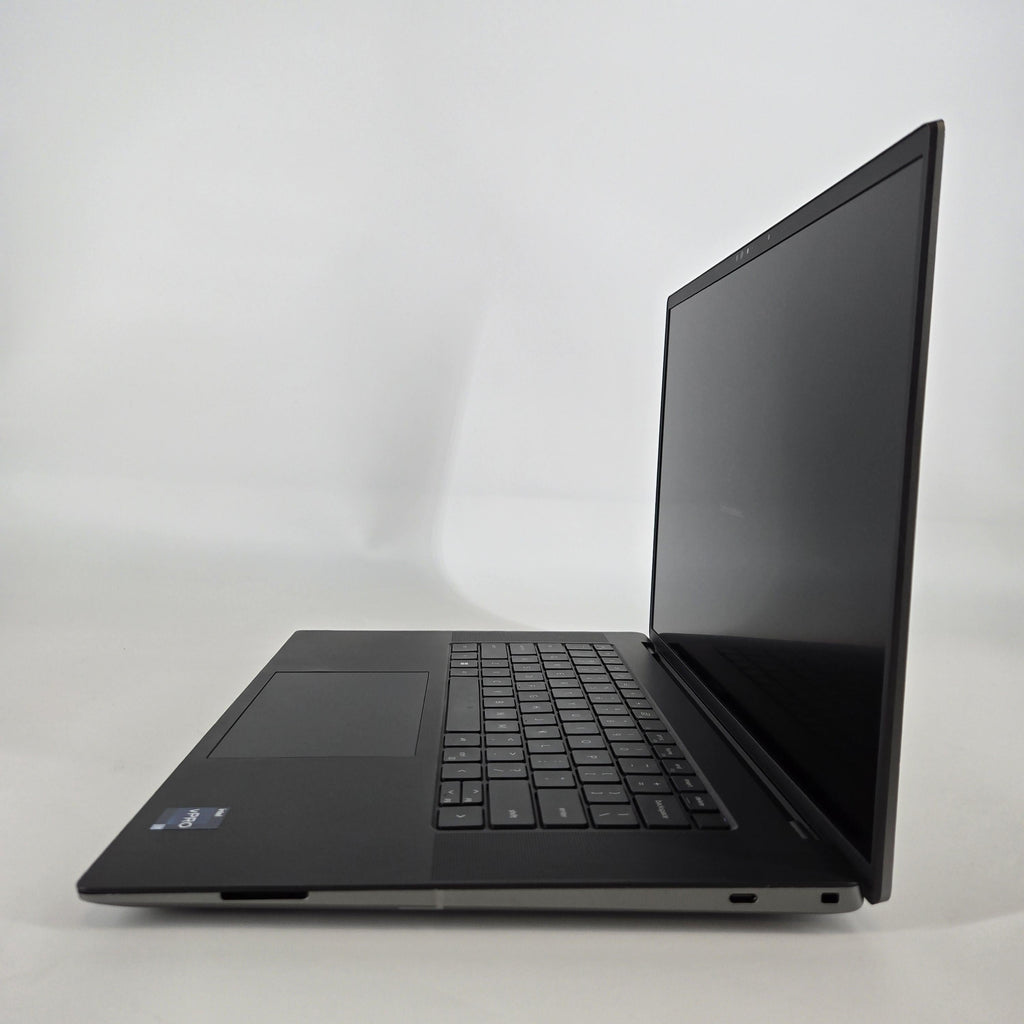 Dell Precision 5680 16 Gray 2.5 GHz Intel Core i7 13th Gen. 32GB RAM 1TB Solid State Drive NVIDIA RTX 3500 Ada 12 GB