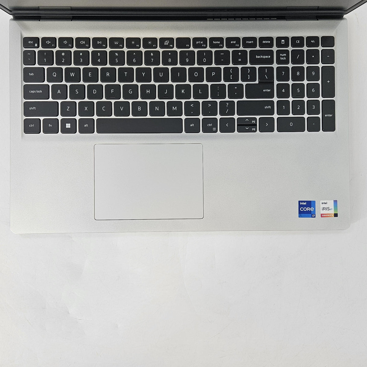 Inspiron 3530 15.6 Silver 1.7 GHz Intel Core i7 13th Gen. 16GB RAM 1TB Solid State Drive