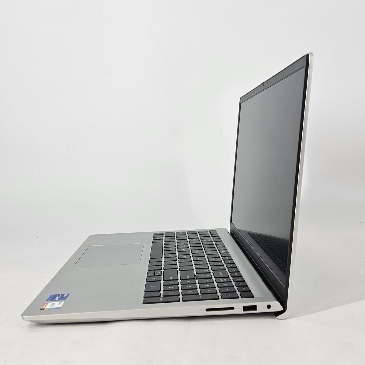 Inspiron 3530 15.6 Silver 1.7 GHz Intel Core i7 13th Gen. 16GB RAM 1TB Solid State Drive