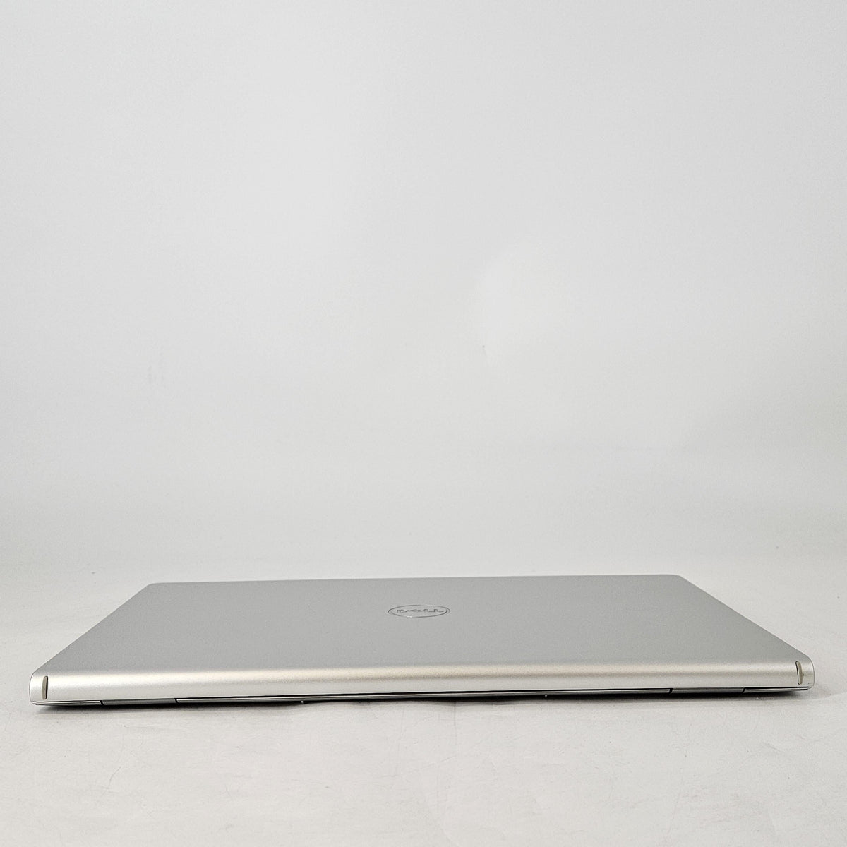Inspiron 3530 15.6 Silver 1.7 GHz Intel Core i7 13th Gen. 16GB RAM 1TB Solid State Drive