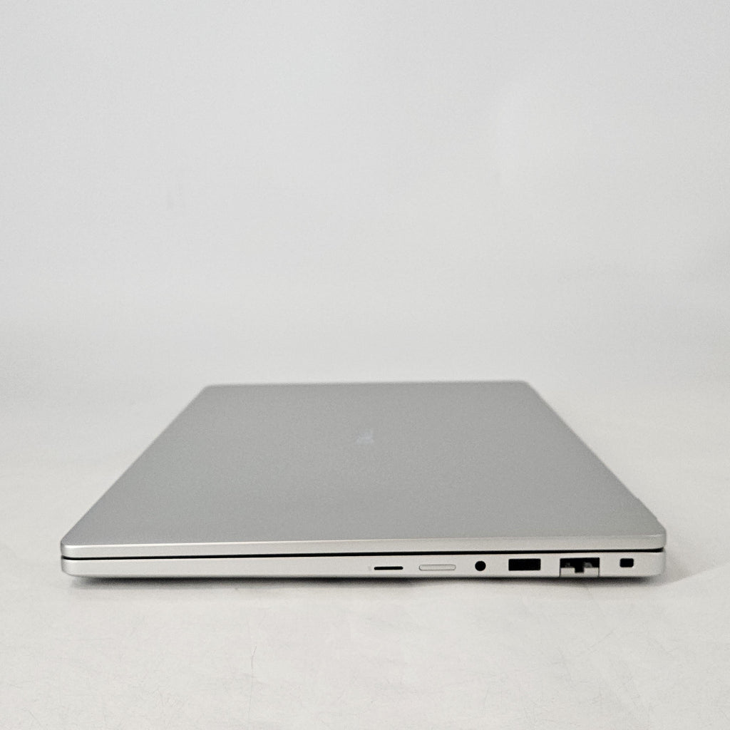 Pro 16 Plus PB16250 Silver 2.0 GHz Intel Core Ultra 5 Series 2 16GB RAM 512GB Solid State Drive