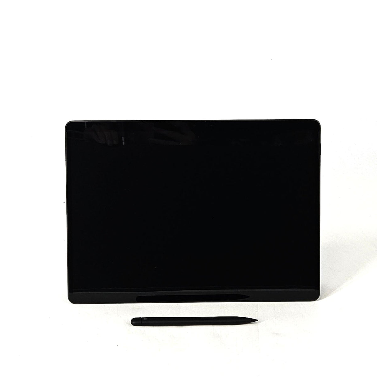 Surface Pro 8 13 Black WiFi 3.0 GHz Intel Core i7 11th Gen. 16GB RAM 256GB Solid State Drive
