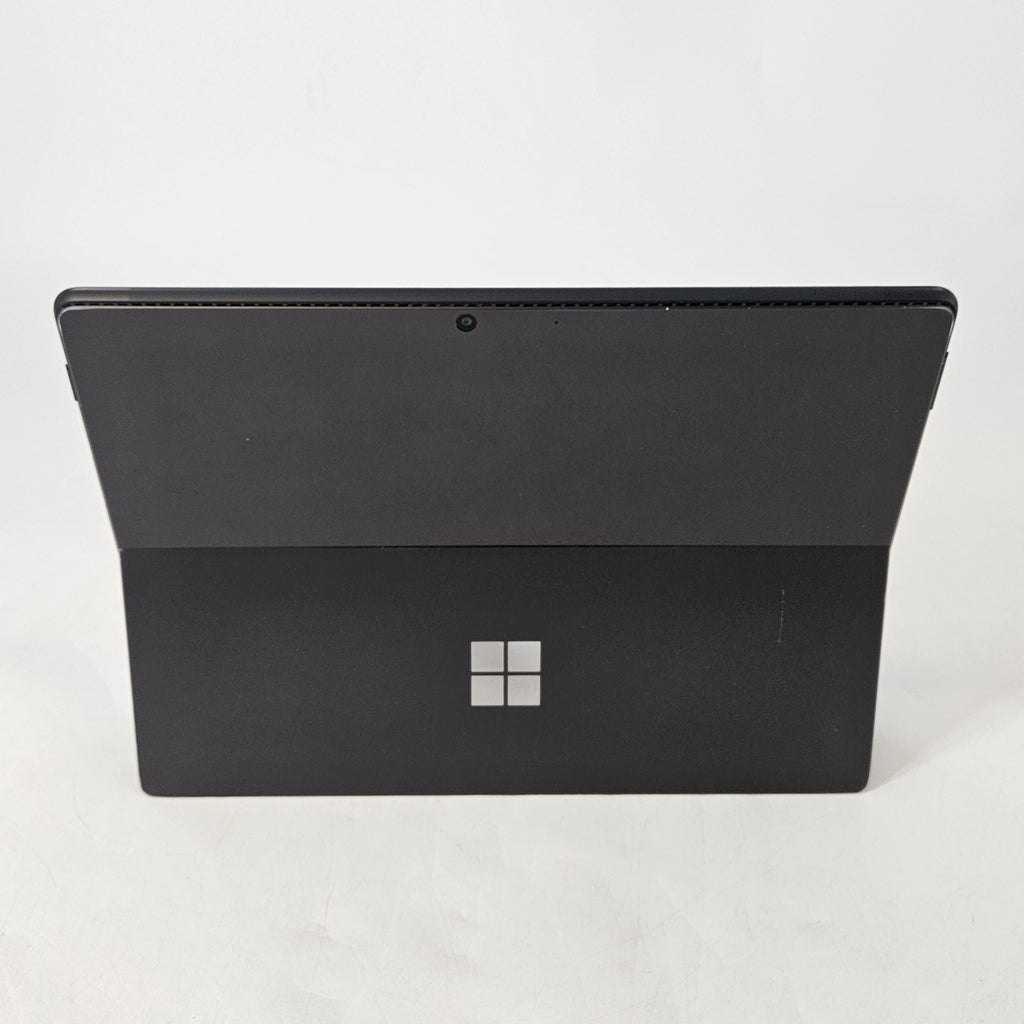Surface Pro 8 13 Black WiFi 3.0 GHz Intel Core i7 11th Gen. 16GB RAM 256GB Solid State Drive