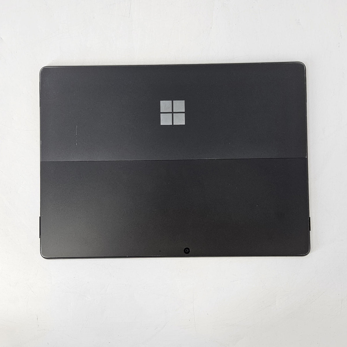 Surface Pro 8 13 Black WiFi 3.0 GHz Intel Core i7 11th Gen. 16GB RAM 256GB Solid State Drive