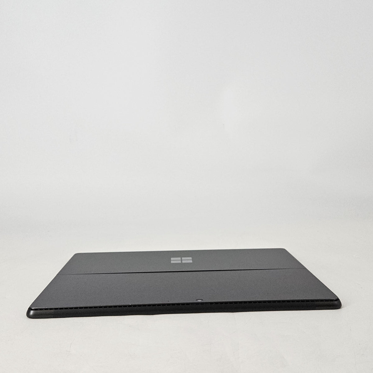 Surface Pro 8 13 Black WiFi 3.0 GHz Intel Core i7 11th Gen. 16GB RAM 256GB Solid State Drive