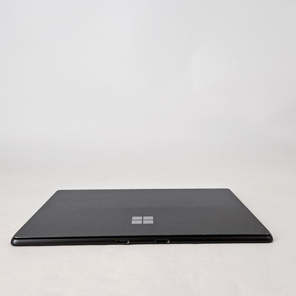 Surface Pro 8 13 Black WiFi 3.0 GHz Intel Core i7 11th Gen. 16GB RAM 256GB Solid State Drive