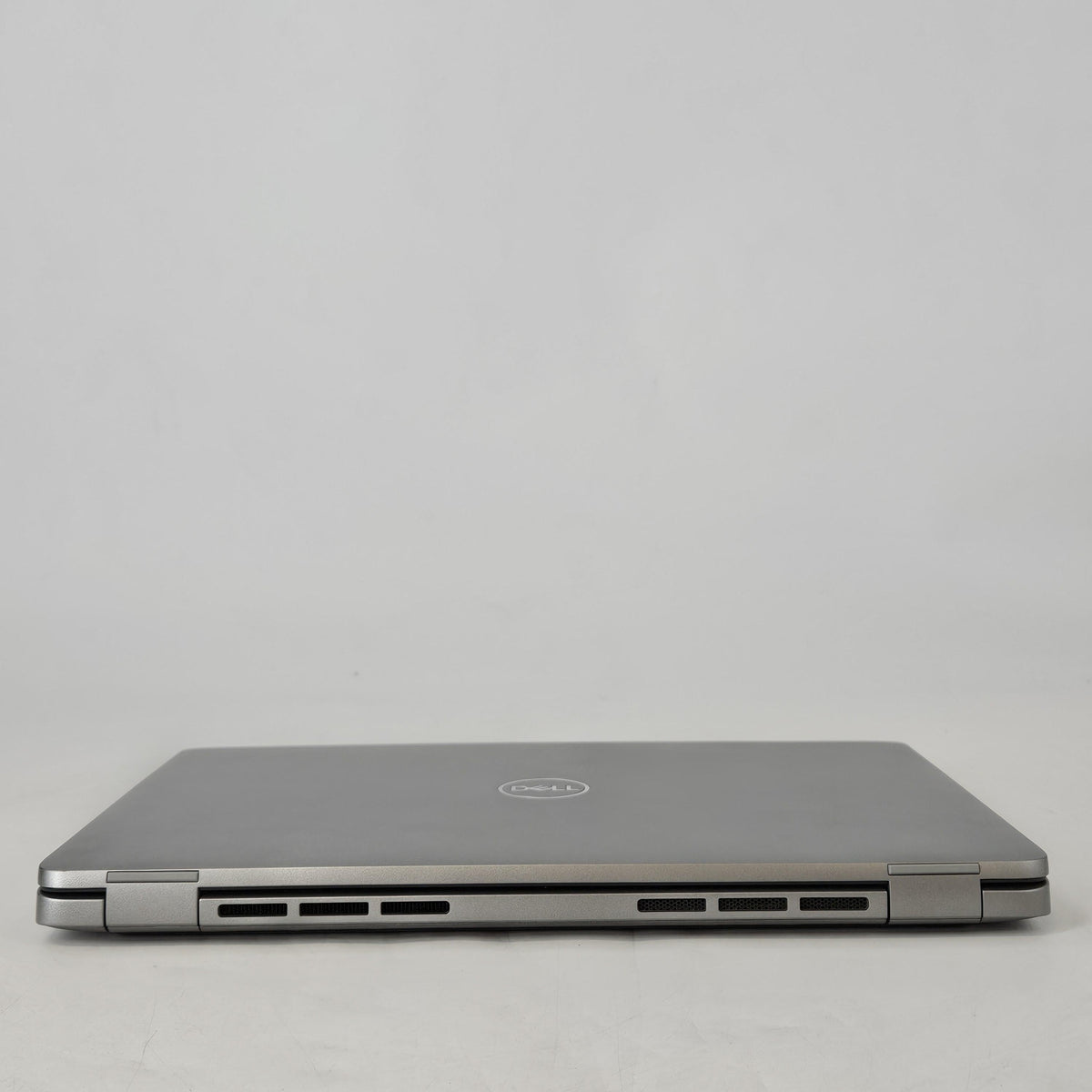 Precision 3490 14 Gray 1.7 GHz Intel Core Ultra 7 32GB RAM 512GB Solid State Drive