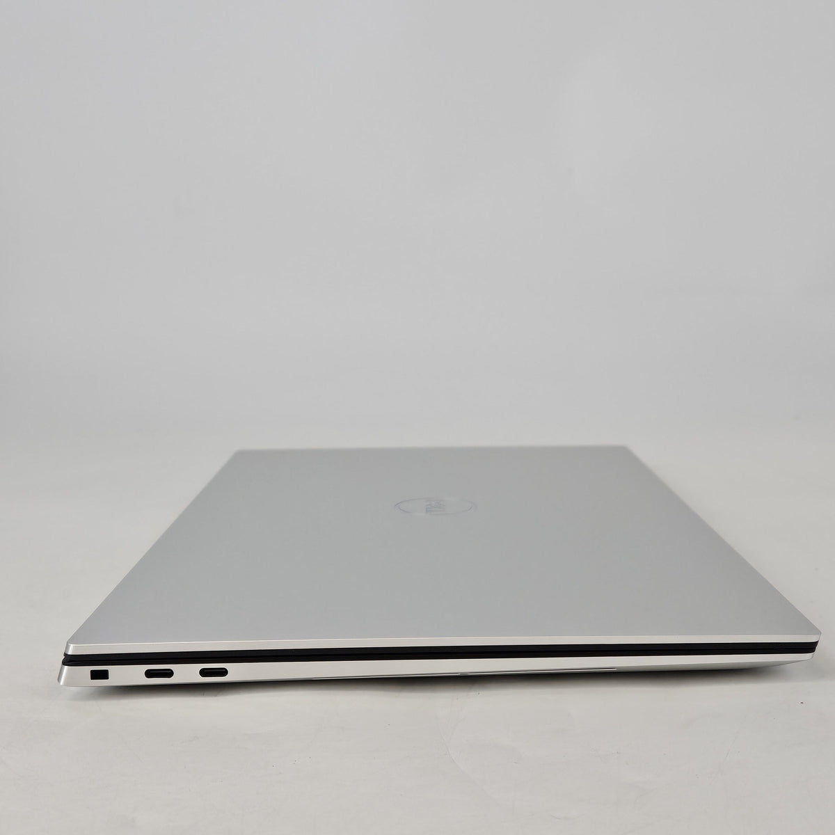 Dell XPS 15 9510 Gray 2.3 GHz Intel Core i7 11th Gen. 16GB RAM 512GB Solid State Drive NVIDIA GeForce RTX 3050 Ti 4 GB