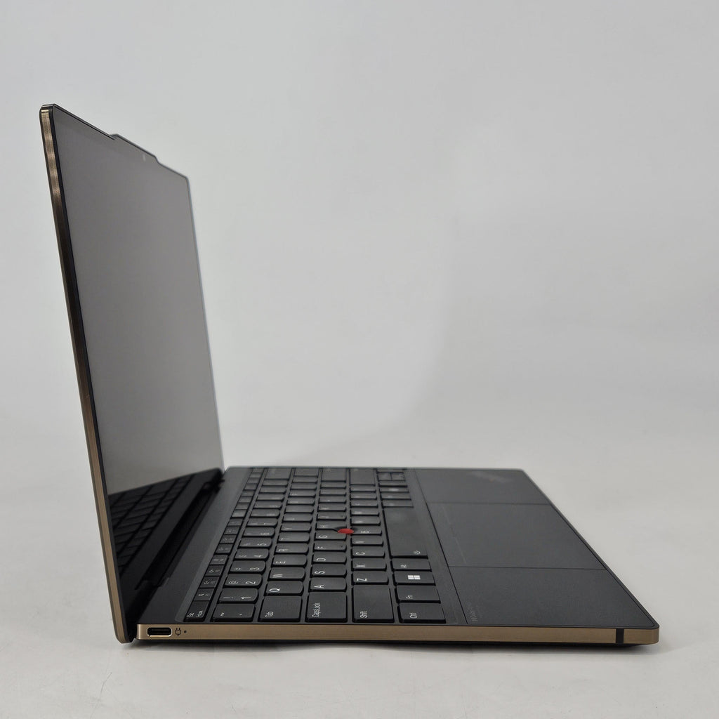 Lenovo ThinkPad Z13 Gen 1 Black 2.7 GHz AMD Ryzen 7 Pro 6850U 32GB RAM 1TB Solid State Drive