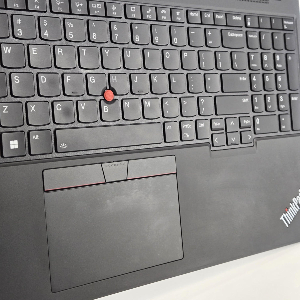 Lenovo ThinkPad P16v Gen 1 Black 2.6 GHz Intel Core i9 13th Gen. 64GB RAM 1TB Solid State Drive NVIDIA RTX 2000 Ada 8 GB