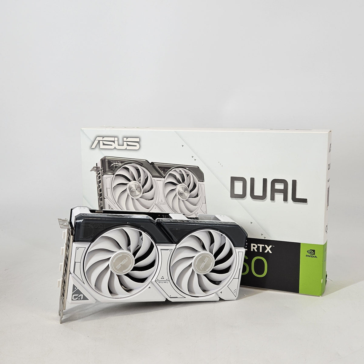 NVIDIA GeForce RTX 4060 8GB RAM