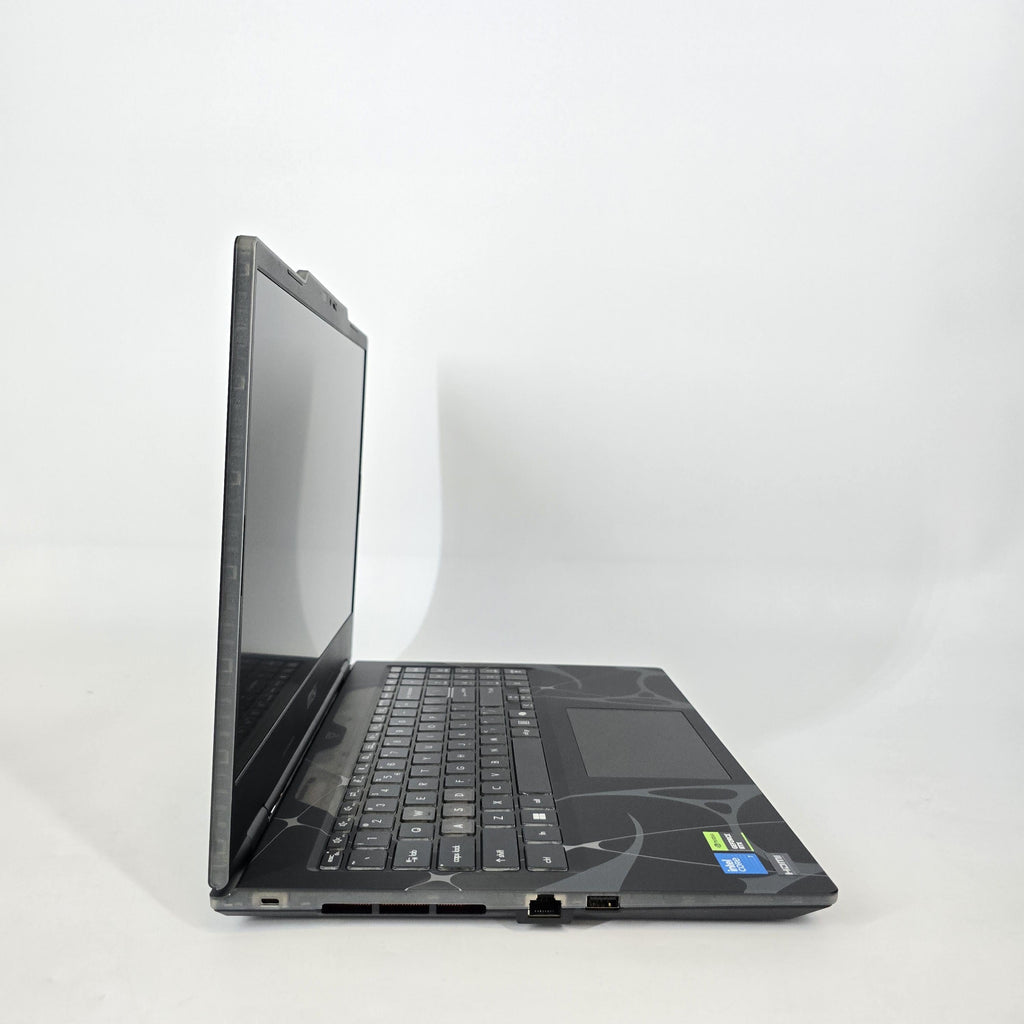 MSI Cyborg 15 Black 2.5 GHz Intel Core 7 Series 2 32GB RAM 1TB Solid State Drive NVIDIA GeForce RTX 5060 8 GB
