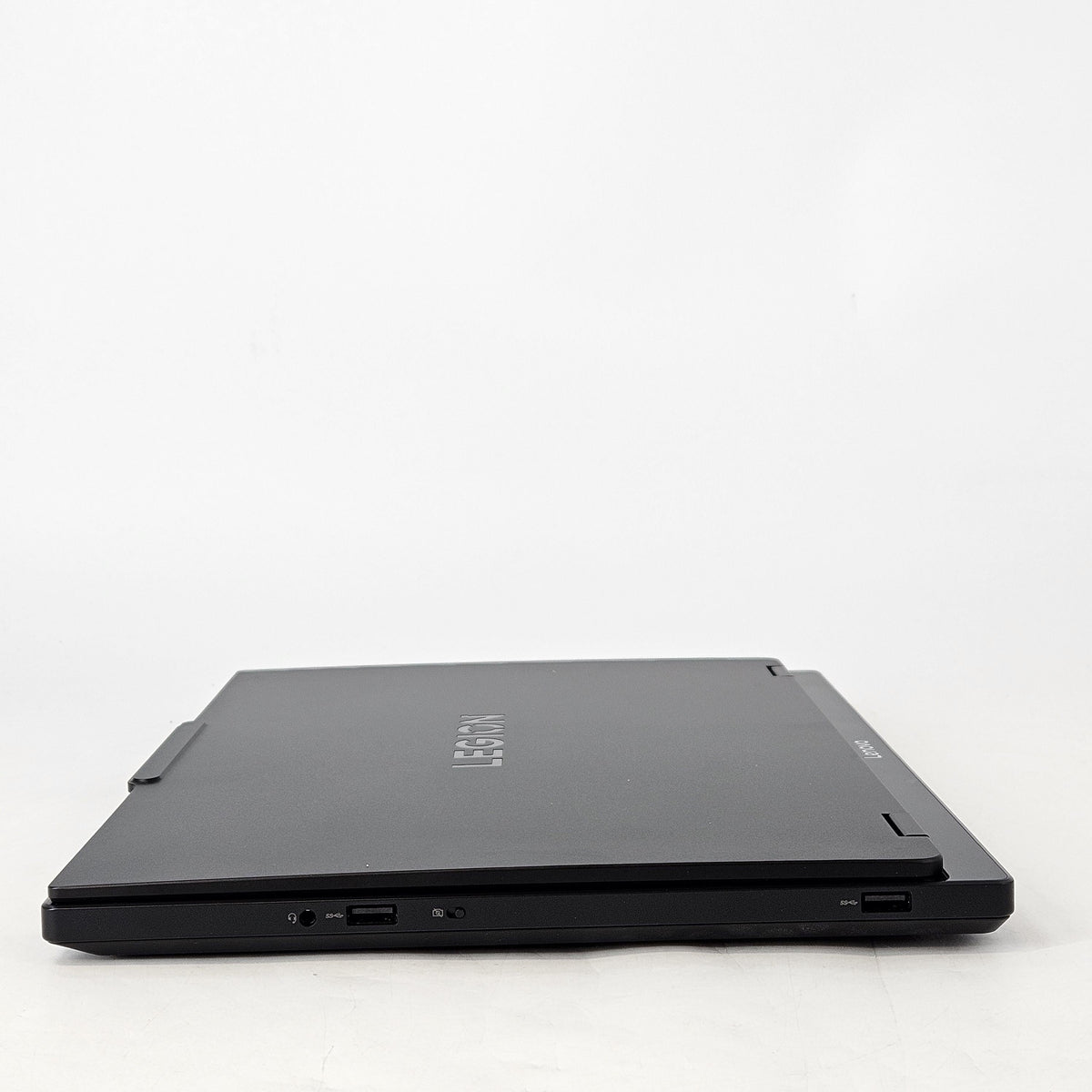 Lenovo Legion 5i Gen 10 15.1 Black 2.1 GHz Intel Core i7 14th Gen. 16GB RAM 1TB Solid State Drive 512GB Solid State Drive NVIDIA GeForce RTX 5060 8 GB