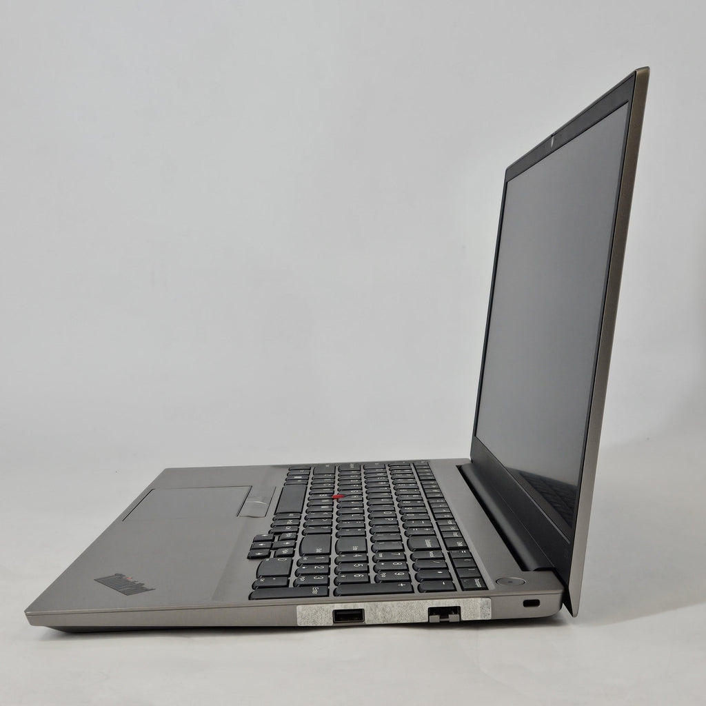 Lenovo ThinkPad E15 Gen 4 Silver 1.7 GHz Intel Core i7 12th Gen. 16GB RAM 512GB Solid State Drive