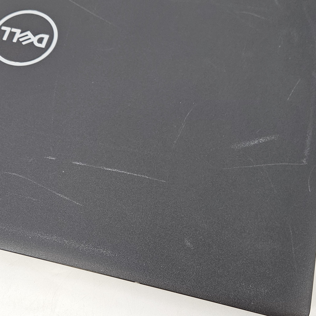 Dell Latitude 3510 15.6 Black 1.6 GHz Intel Core i5 10th Gen. 8GB RAM 256GB Solid State Drive