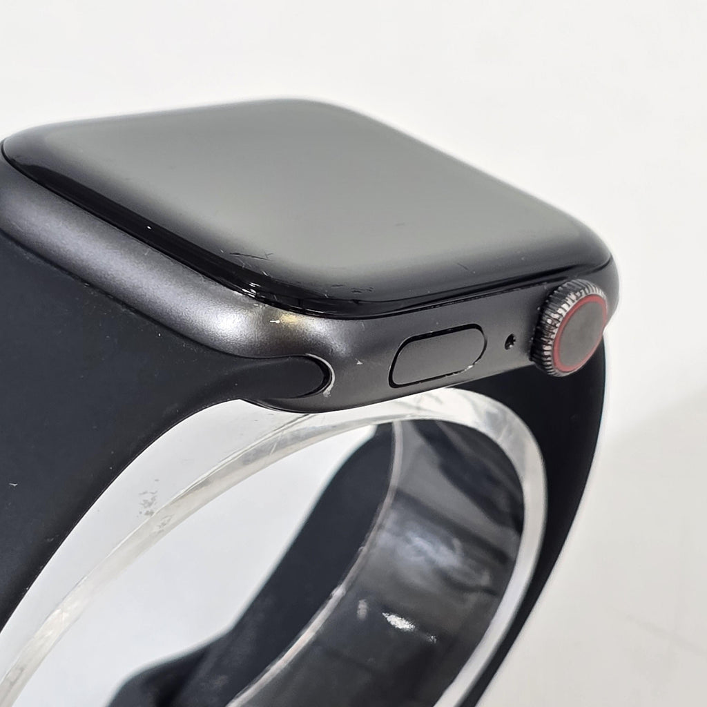 Apple Watch (Series 5) 44mm Grey Unlocked 32GB