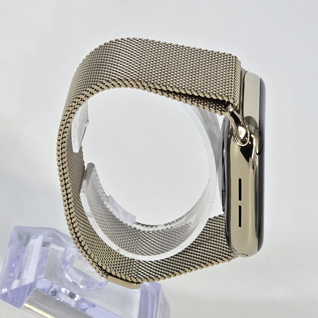 Apple Watch (Series 6) 44mm Gold Unlocked 32GB