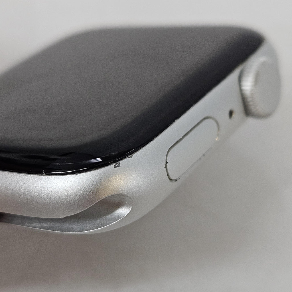 Apple Watch (SE) 2nd Gen. 44mm Silver WiFi 32GB