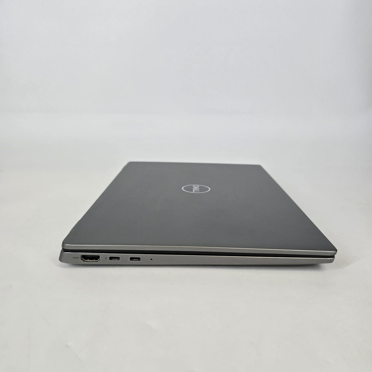 Latitude 7450 14 Gray 3.8 GHz Intel Core Ultra 7 32GB RAM 256GB Solid State Drive