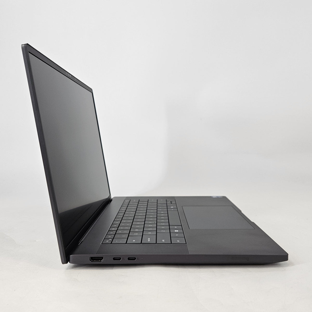 Pro Max 16 Premium MA16250 Magnetite 2.9 GHz Intel Core Ultra 9 Series 2 64GB RAM 2TB Solid State Drive NVIDIA RTX PRO 2000 Blackwell 8 GB