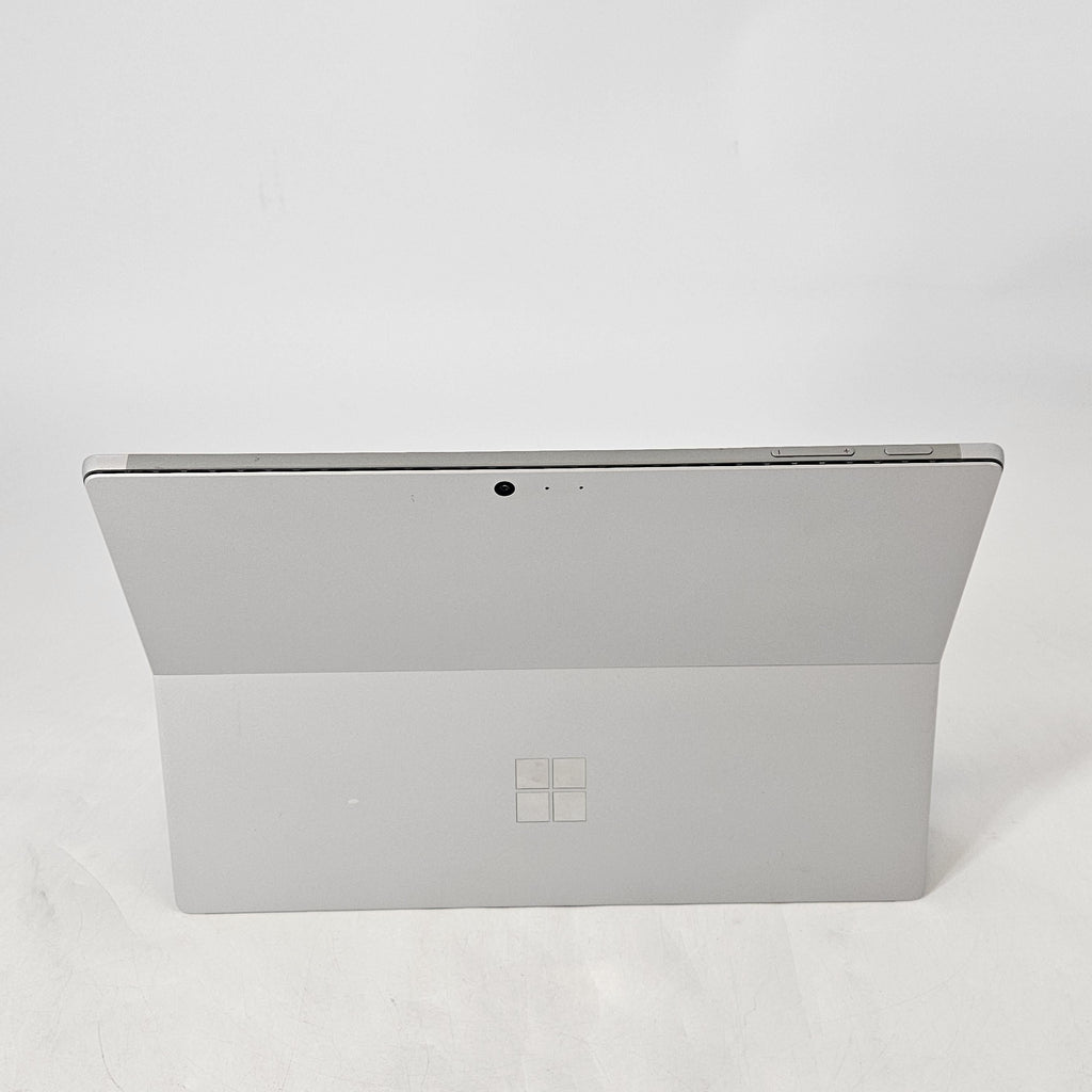 Surface Pro 5 12.3 Silver 2.6 GHz Intel Core i5 7th Gen. 8GB RAM 256GB Solid State Drive
