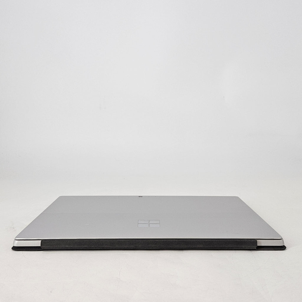 Surface Pro 5 12.3 Silver 2.6 GHz Intel Core i5 7th Gen. 8GB RAM 256GB Solid State Drive