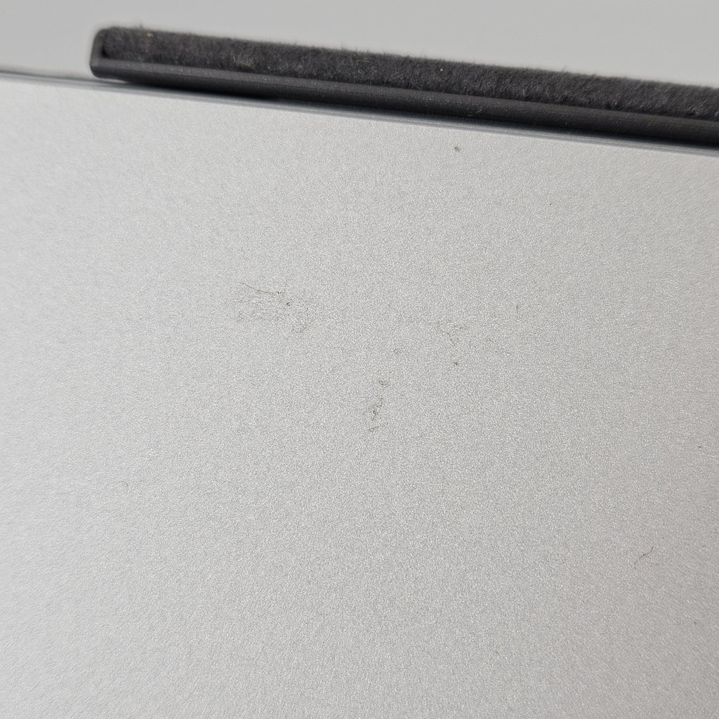 Surface Pro 5 12.3 Silver 2.6 GHz Intel Core i5 7th Gen. 8GB RAM 256GB Solid State Drive