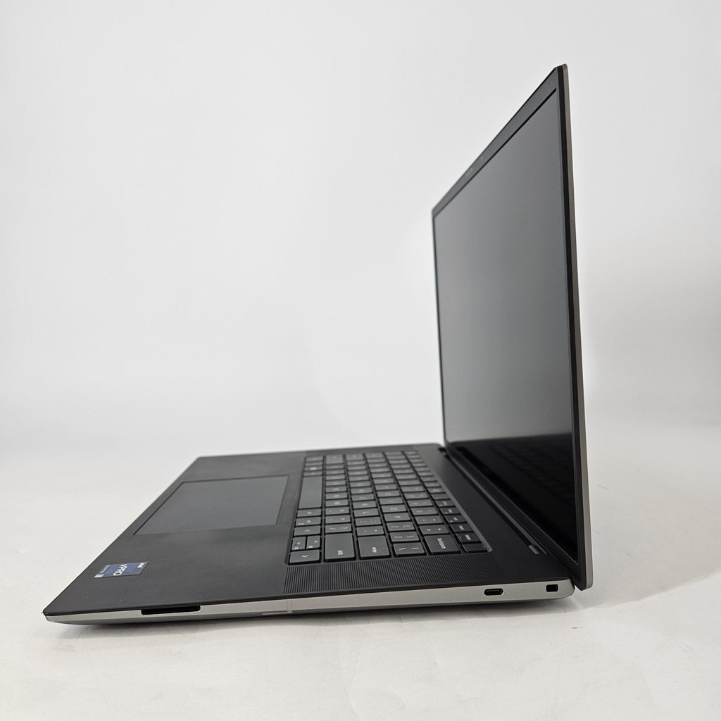 Dell Precision 5680 16 Gray 2.4 GHz Intel Core i7 13th Gen. 32GB RAM 1TB Solid State Drive NVIDIA RTX A1000 6 GB