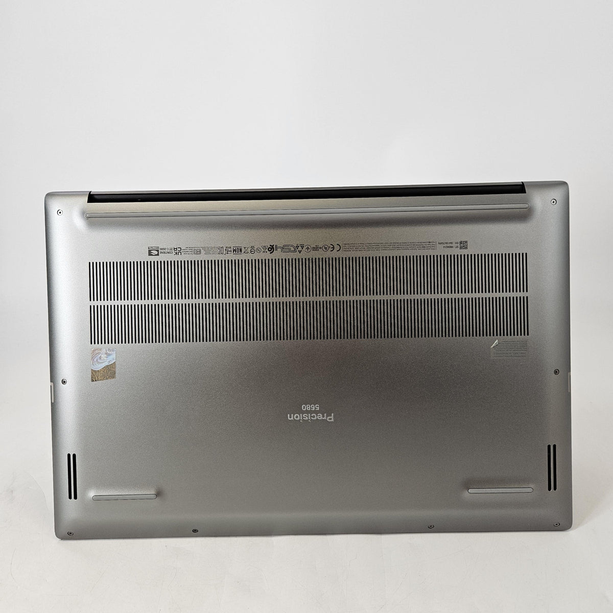 Dell Precision 5680 16 Gray 2.4 GHz Intel Core i7 13th Gen. 32GB RAM 1TB Solid State Drive NVIDIA RTX A1000 6 GB