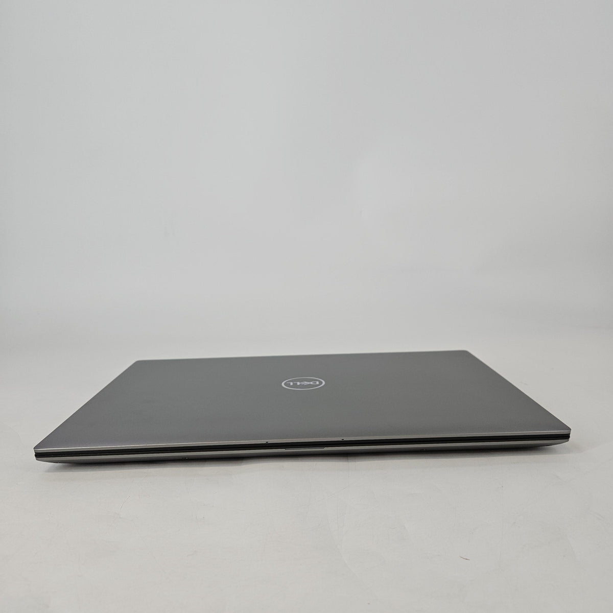 Dell Precision 5680 16 Gray 2.4 GHz Intel Core i7 13th Gen. 32GB RAM 1TB Solid State Drive NVIDIA RTX A1000 6 GB