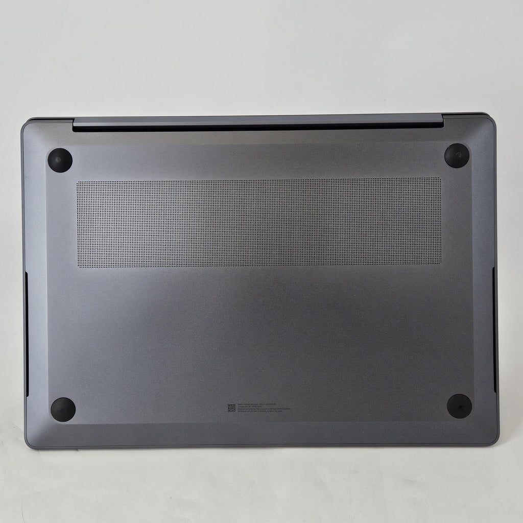 Galaxy Book6 Ultra 16 Gray 1.9 GHz Intel Core Ultra 7 Series 3 32GB RAM 1TB Solid State Drive NVIDIA GeForce RTX 5060 8 GB
