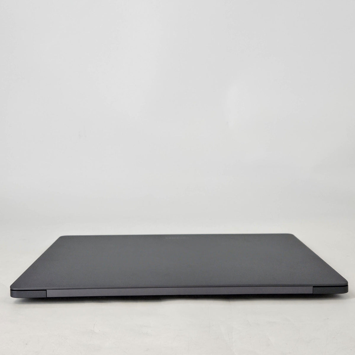 Galaxy Book6 Ultra 16 Gray 1.9 GHz Intel Core Ultra 7 Series 3 32GB RAM 1TB Solid State Drive NVIDIA GeForce RTX 5060 8 GB