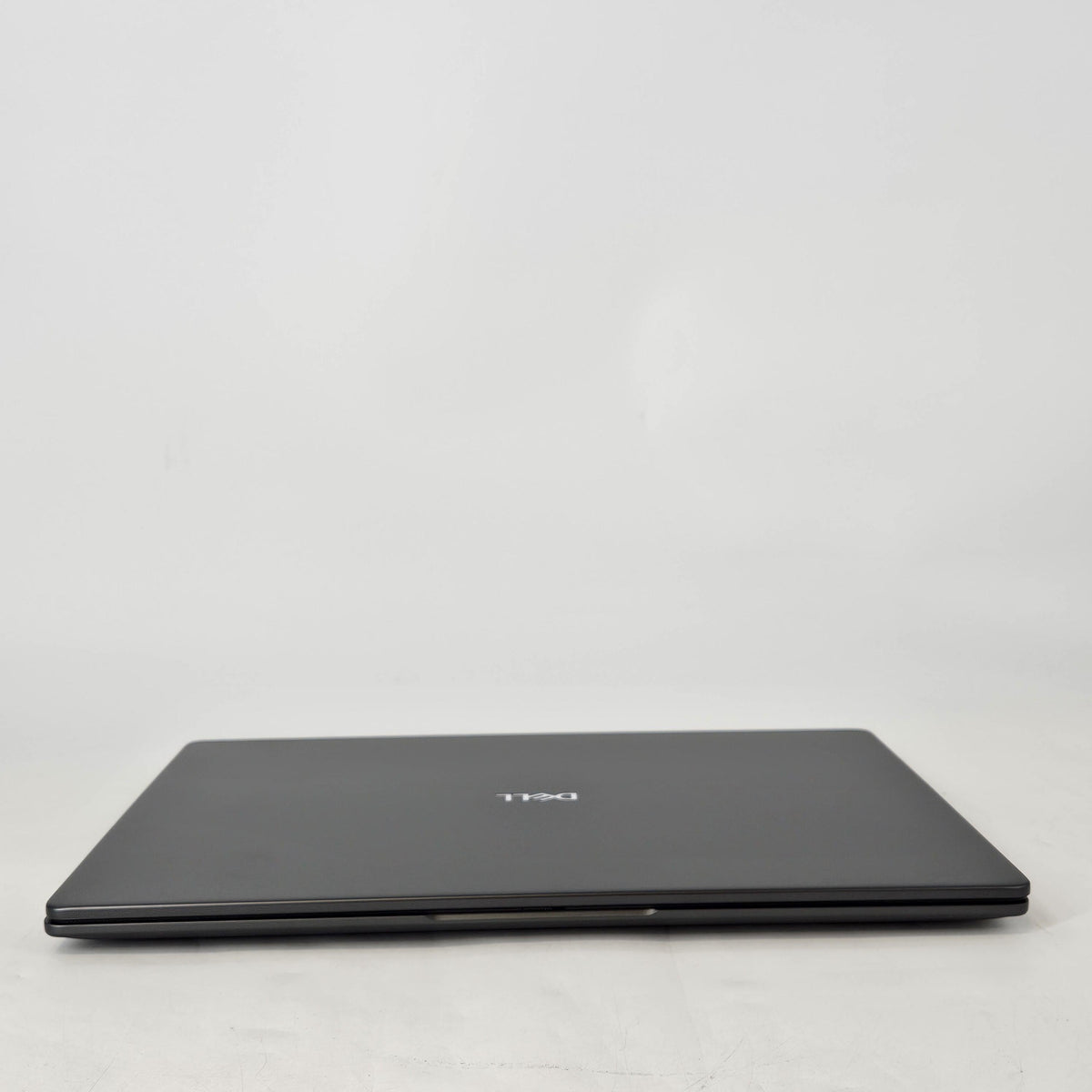 Dell Pro 5 16 P516260 16 Graphite 2.4 GHz Intel Core Ultra 7 Series 3 32GB RAM 512GB Solid State Drive