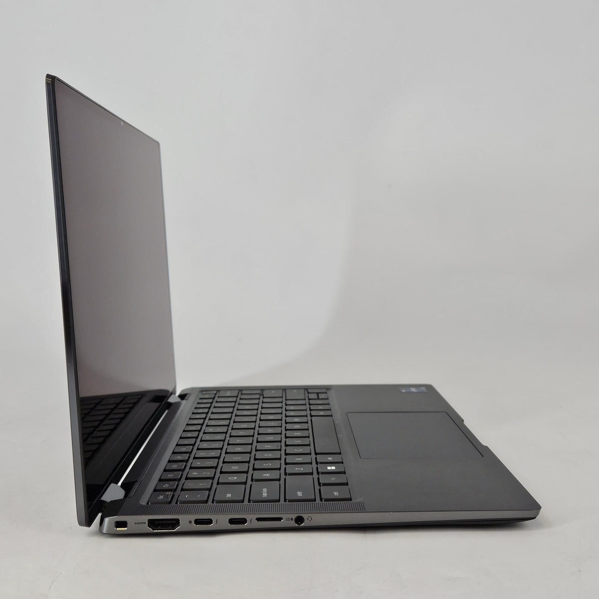 Latitude 9430 14 Gray 1.8 GHz Intel Core i7 12th Gen. 32GB RAM 512GB Solid State Drive