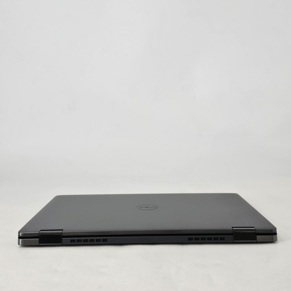 Latitude 9430 14 Gray 1.8 GHz Intel Core i7 12th Gen. 32GB RAM 512GB Solid State Drive