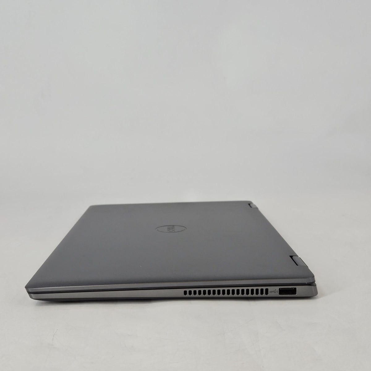 Latitude 9430 14 Gray 1.8 GHz Intel Core i7 12th Gen. 32GB RAM 512GB Solid State Drive
