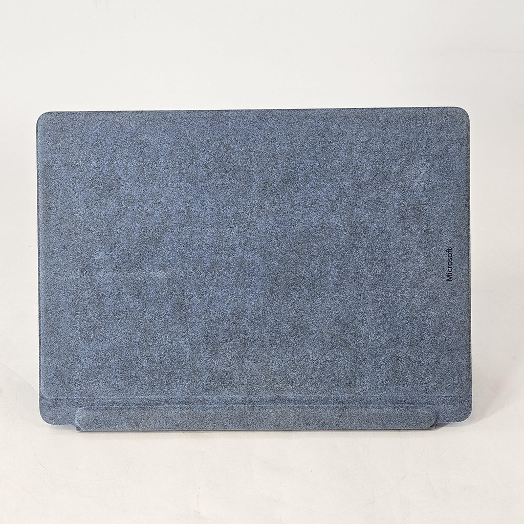 Surface Pro 9 13 Sapphire WiFi 2.6 GHz Intel Core i7 12th Gen. 16GB RAM 256GB Solid State Drive