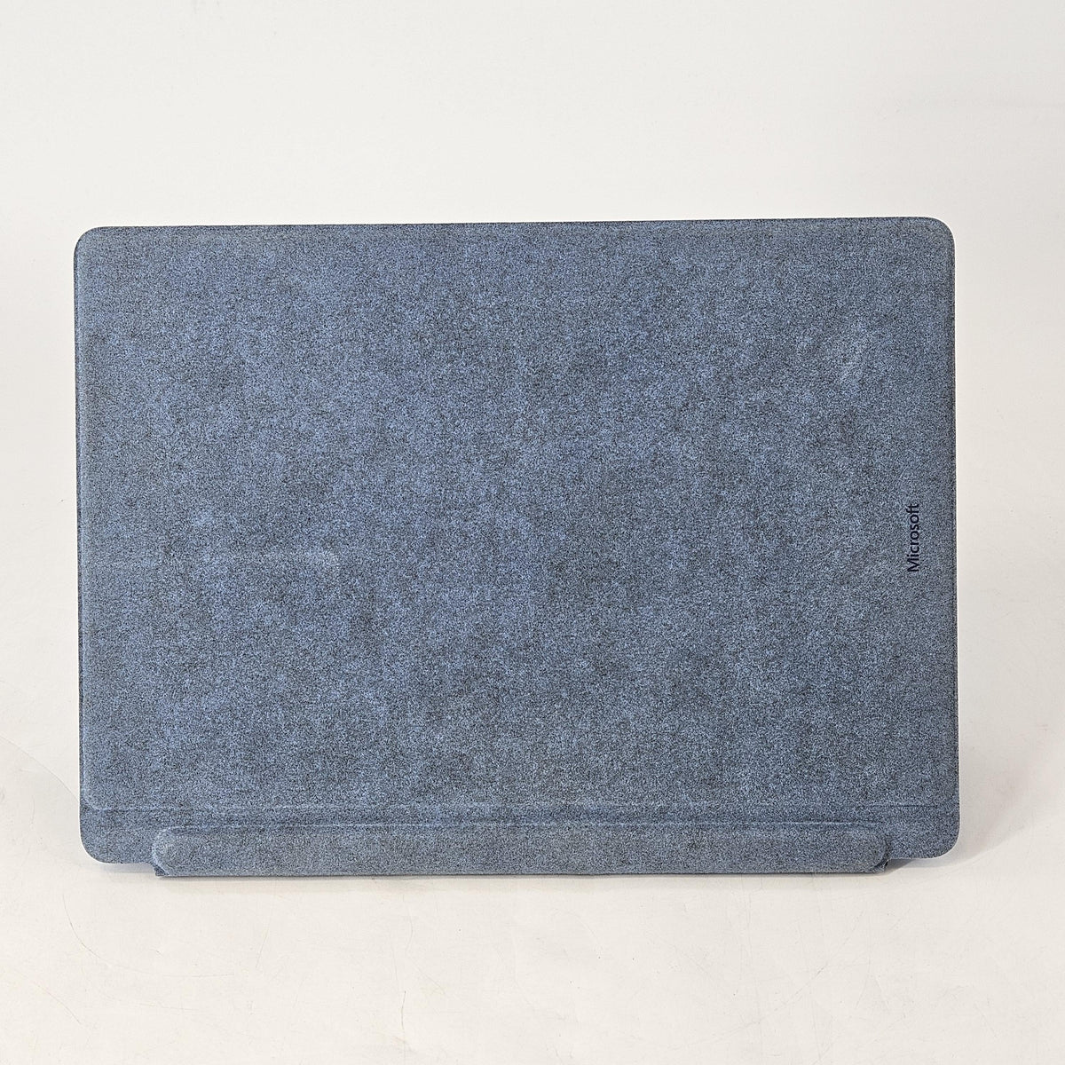 Surface Pro 9 13 Sapphire WiFi 2.6 GHz Intel Core i7 12th Gen. 16GB RAM 256GB Solid State Drive
