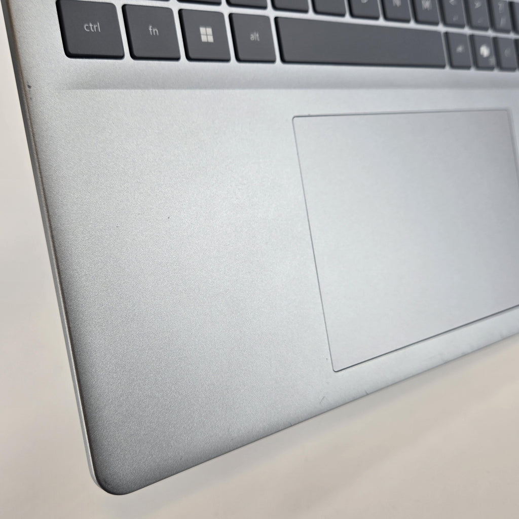 Dell Pro 16 Plus PB16250 Silver 2.2 GHz Intel Core Ultra 7 Series 2 16GB RAM 1TB Solid State Drive
