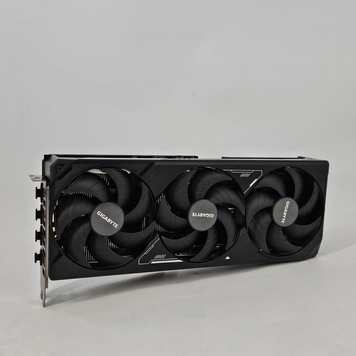 NVIDIA GeForce RTX 5070 Ti 16GB RAM