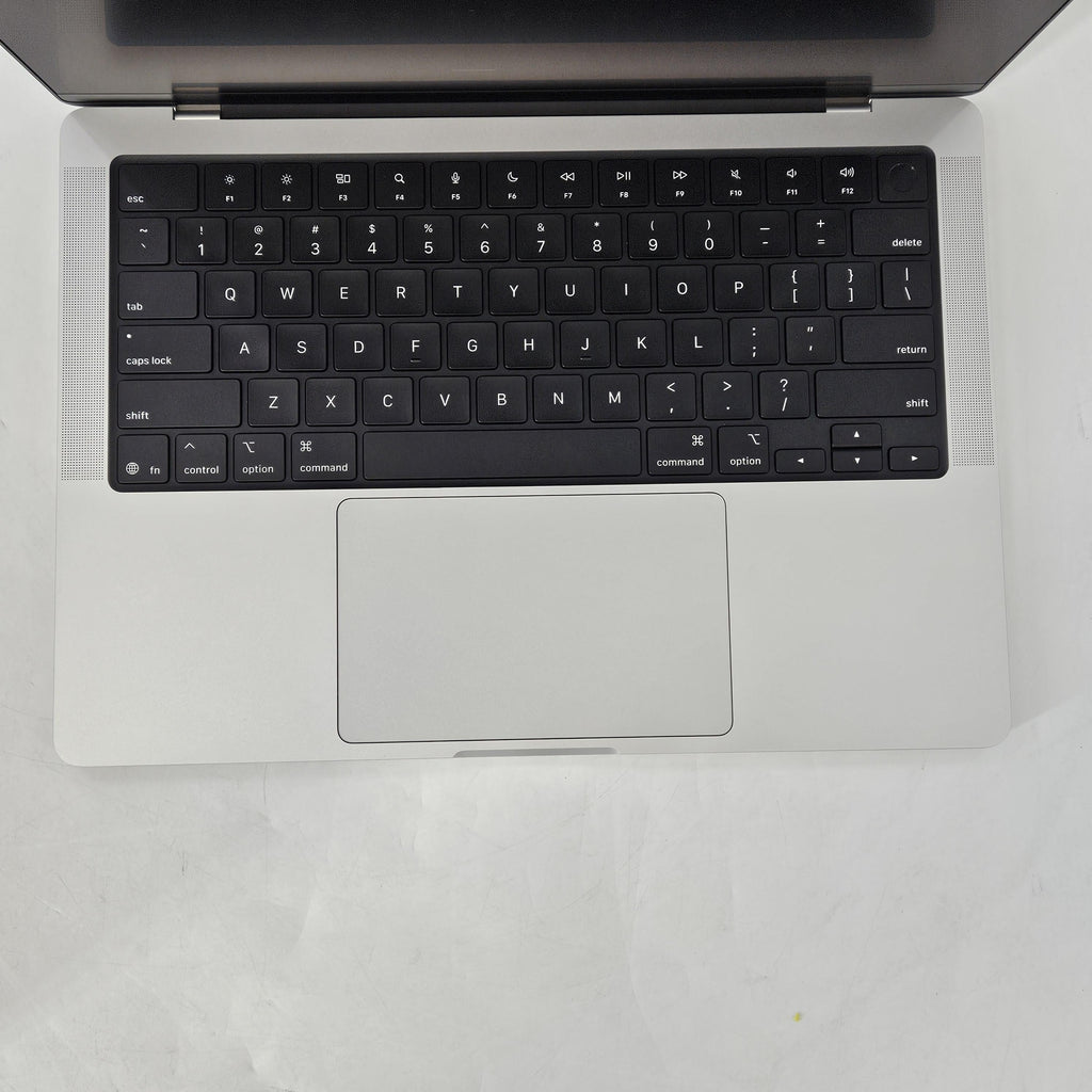 MacBook Pro 14 2025 Silver M5 10-Core CPU 32GB Unified Memory 4TB Solid State Drive 10-Core GPU