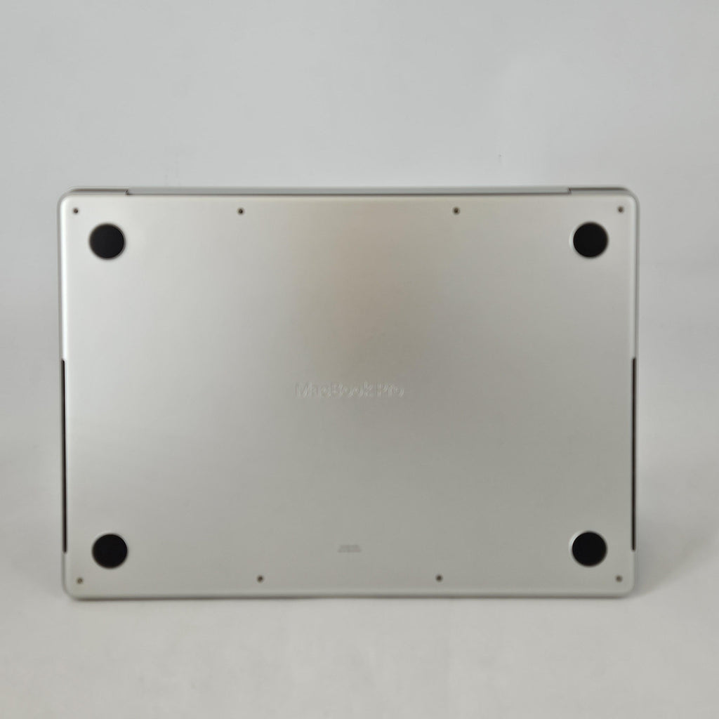 MacBook Pro 14 2025 Silver M5 10-Core CPU 32GB Unified Memory 4TB Solid State Drive 10-Core GPU